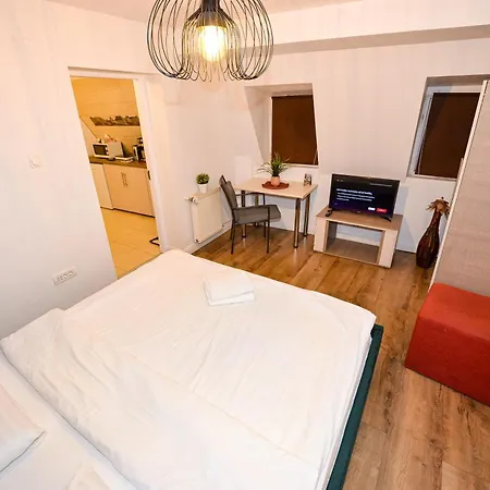 Ideal Accommodation Old Centre Bucureşti Exterior foto
